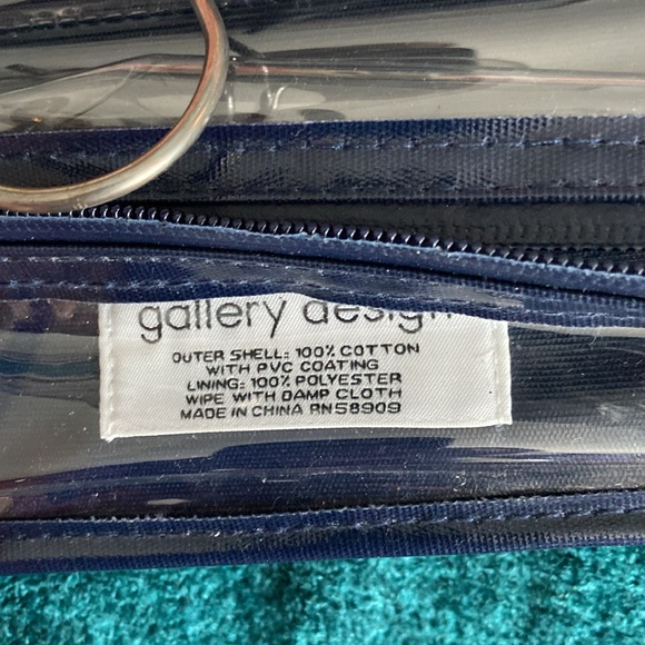 Gallery Design Hanging Travel Makeup/Toiletry Bag - Picture 4 of 6